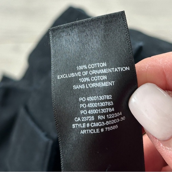 Aritzia TNA Black Cargo 3" Shorts - Picture 9 of 12